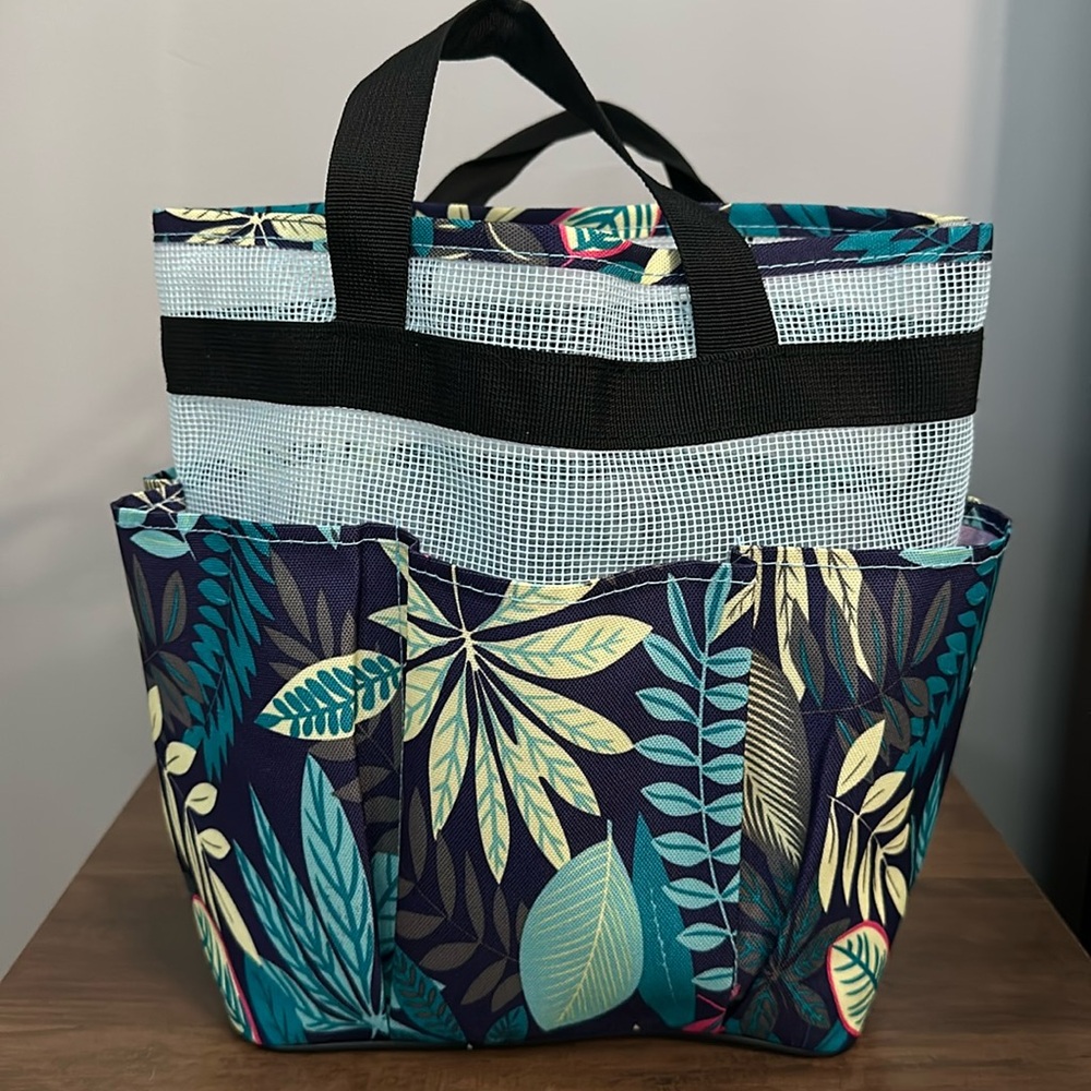 Tropical mini tote with bubble bath, shower gel, hand cream